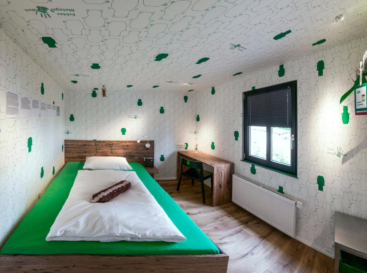 BRATWURSThotel Georgensgmund Buitenkant foto
