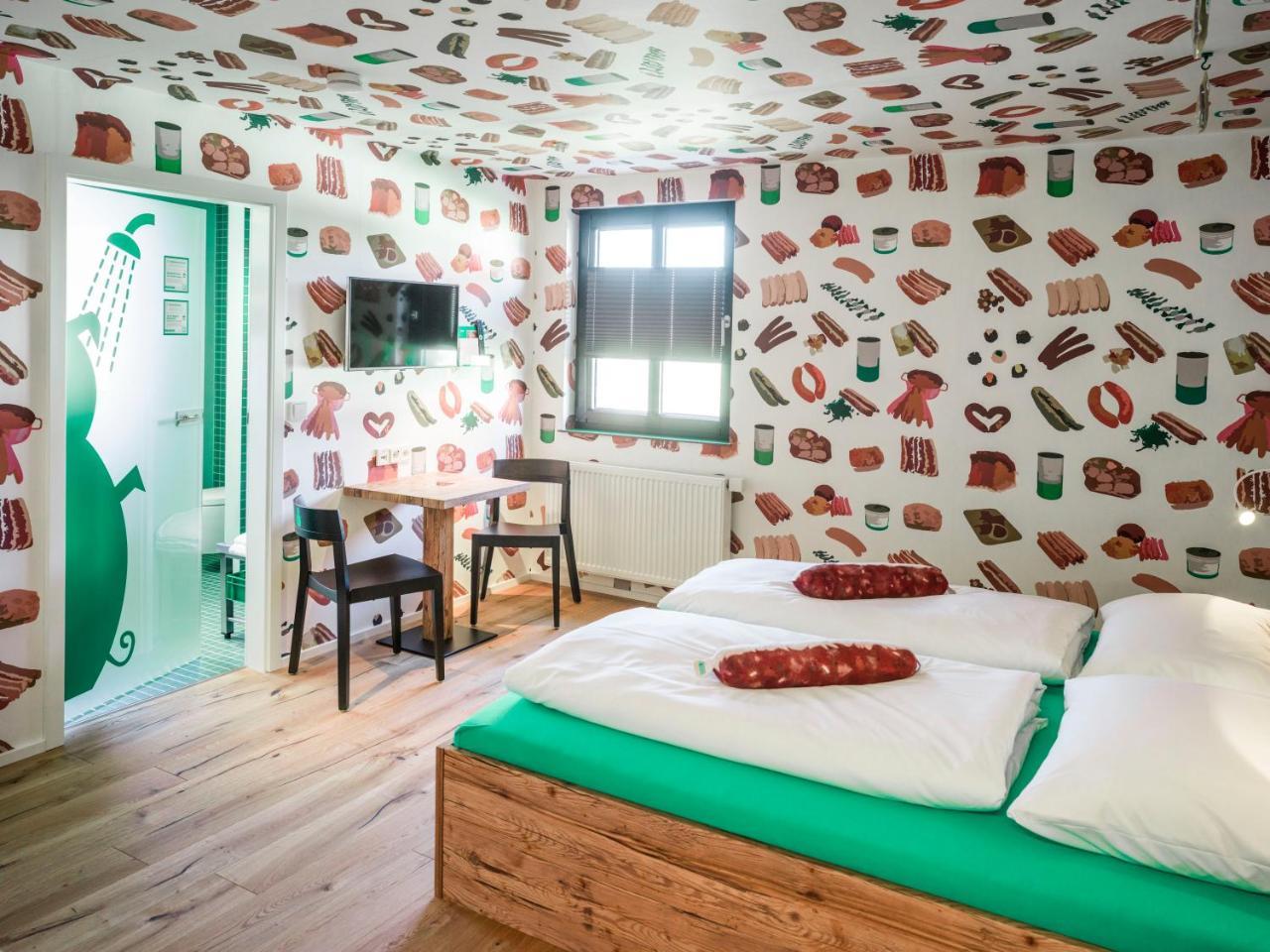 BRATWURSThotel Georgensgmund Buitenkant foto