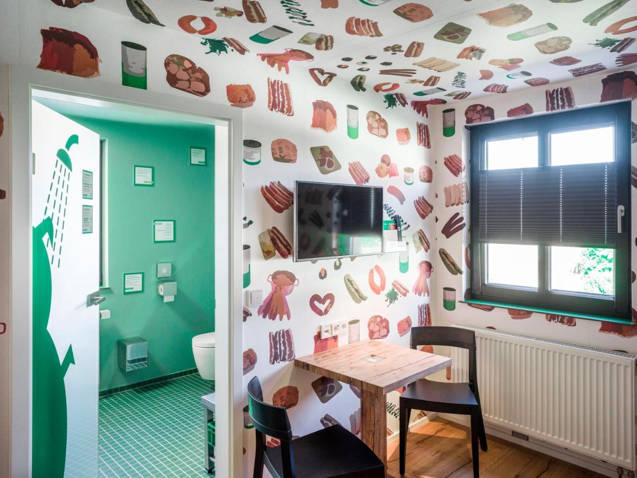 BRATWURSThotel Georgensgmund Buitenkant foto